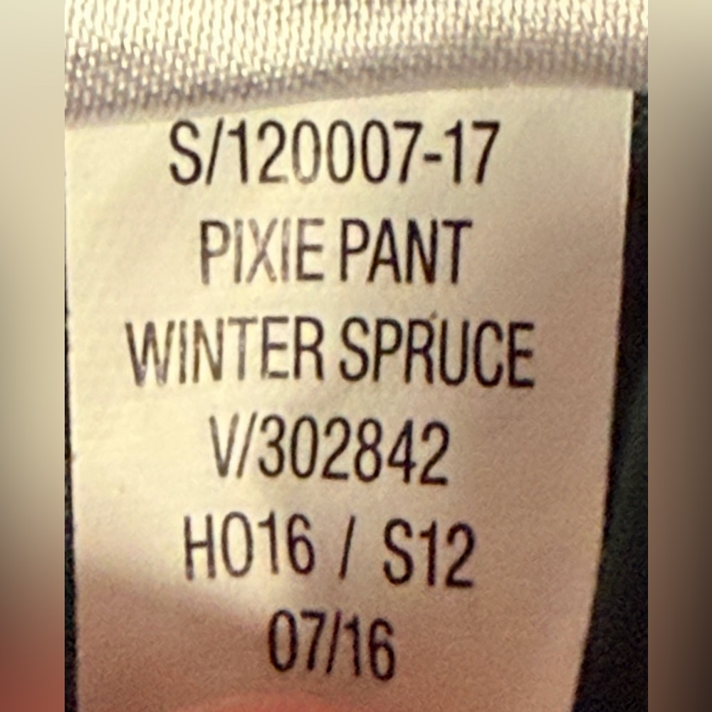 Old Navy Pixie Winter Spruce Women’s Size 14 Mid-Rise Pants - Picture 11 of 11